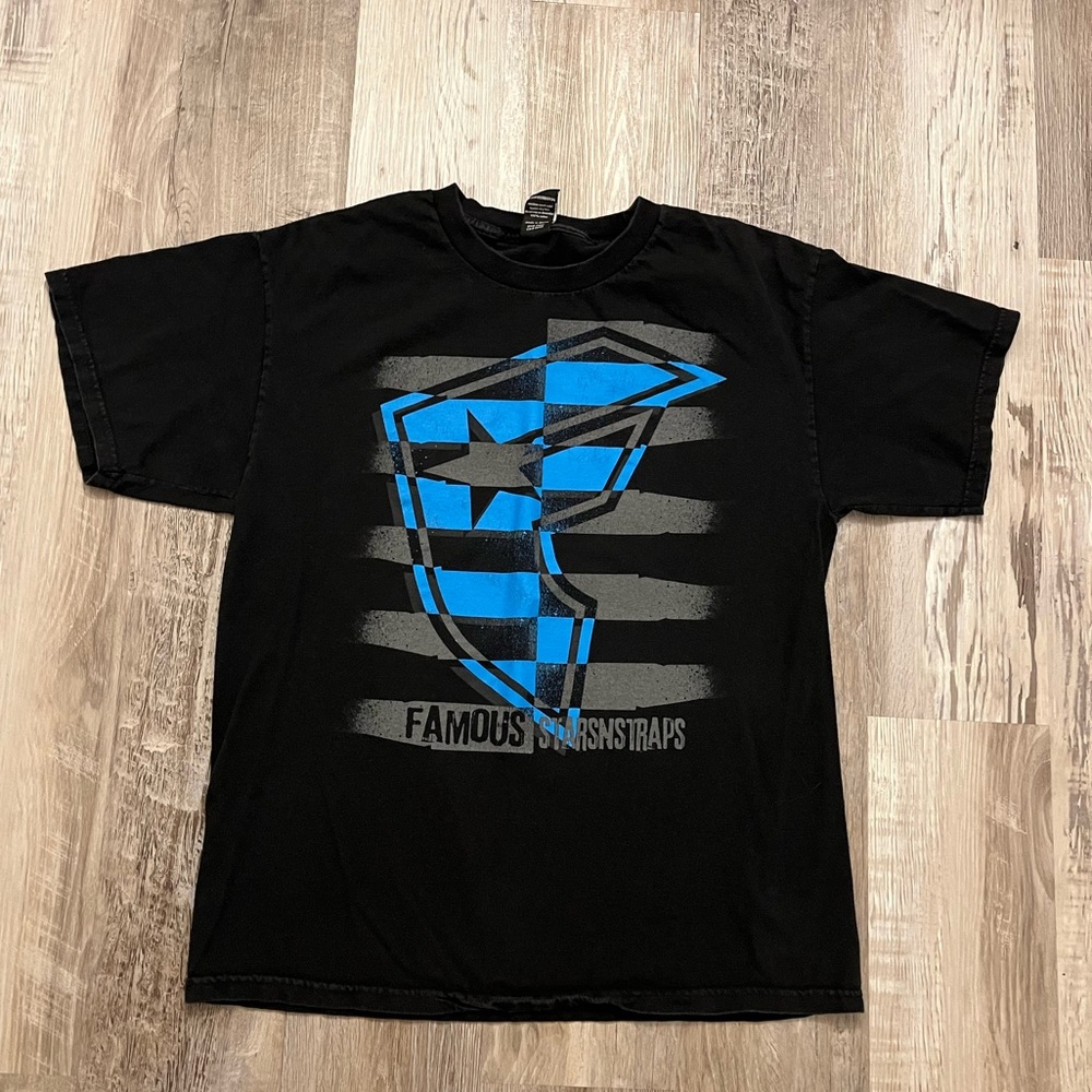 Famous stars and straps mens T shirt size large black and blue